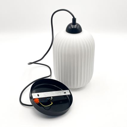 Luster na sajli HARMA 1xE27/15W/230V Ø 14 cm bela/crna