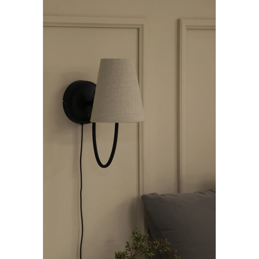 Markslöjd 108907 - Zidna lampa AMAR 1xE14/40W/230V lan/crna