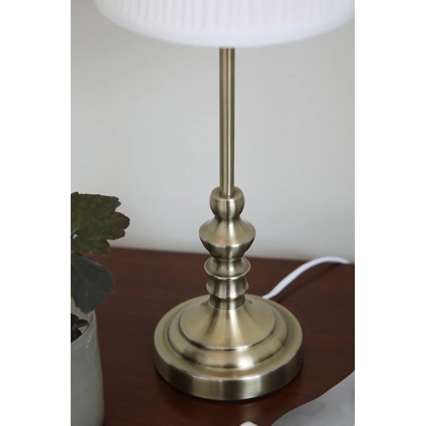 Markslöjd 108969 - Stona lampa NOBLE 1xE14/40W/230V 56 cm bela/mesing