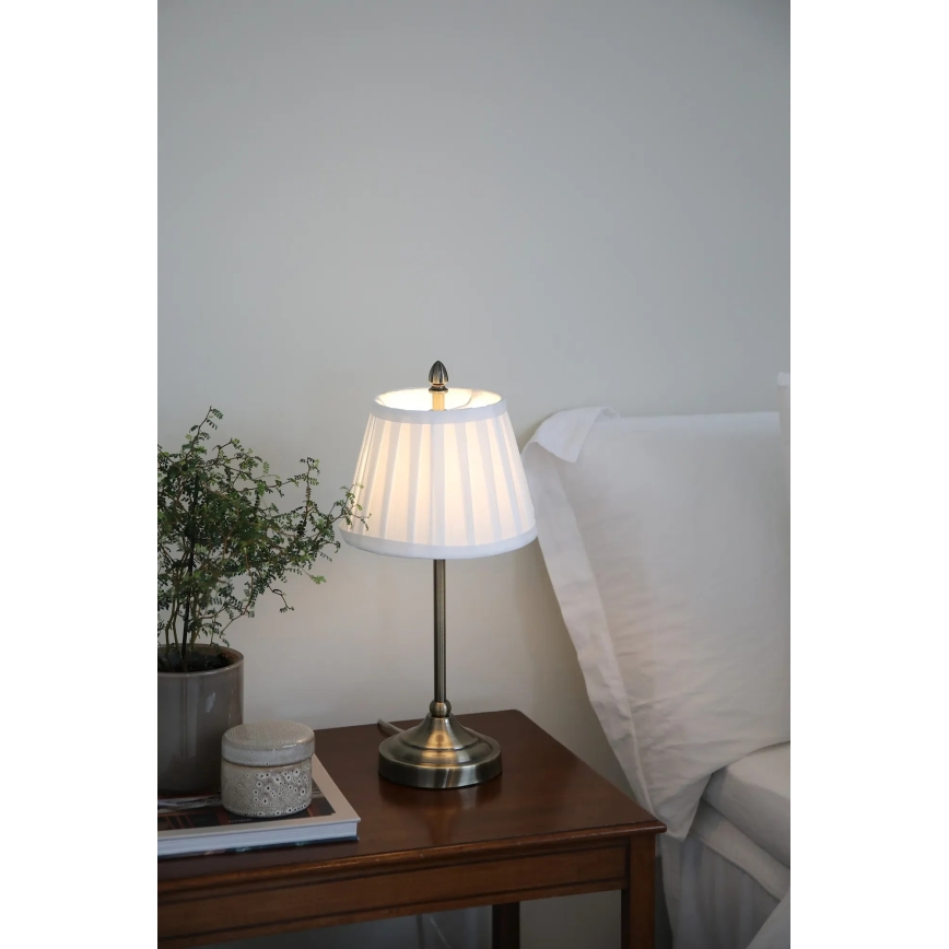 Markslöjd 108973 - Stona lampa OXFORD 1xE14/40W/230V bela/mesing
