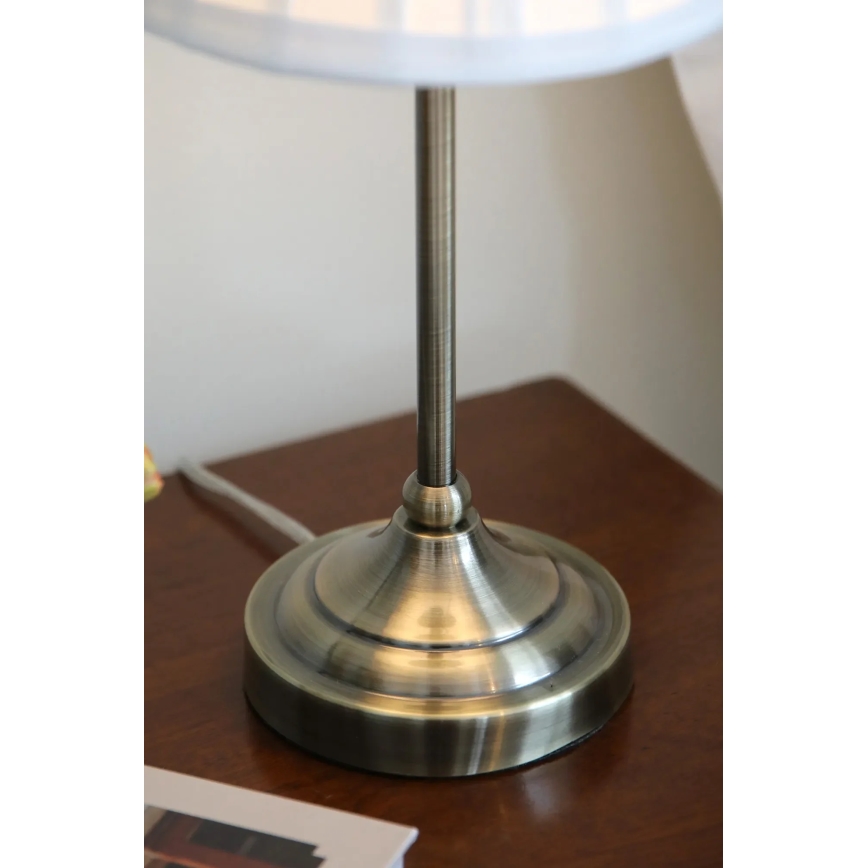 Markslöjd 108973 - Stona lampa OXFORD 1xE14/40W/230V bela/mesing