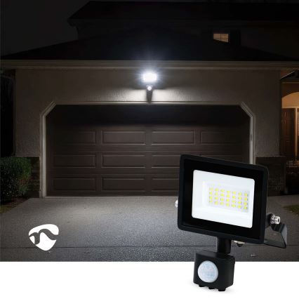 LED reflektor sa senzorom pokreta i sumraka za utičnicu LED/20W/230V IP44