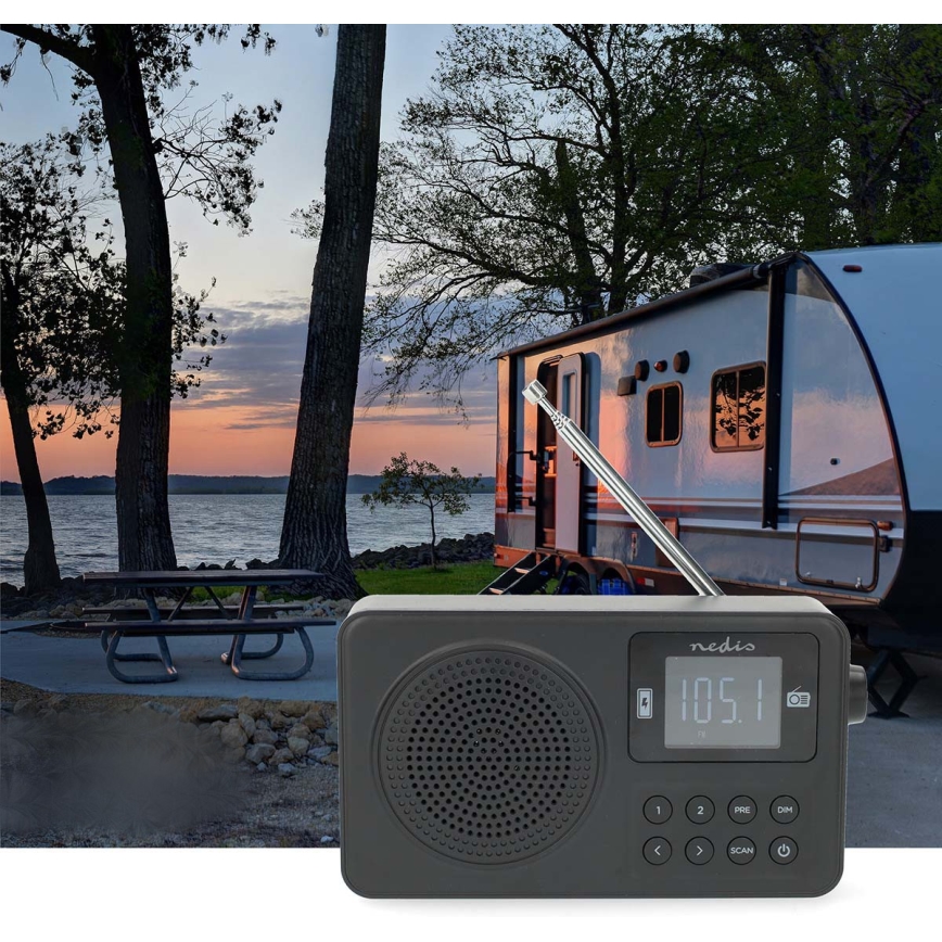 FM radio 2W/5V 1900 mAh