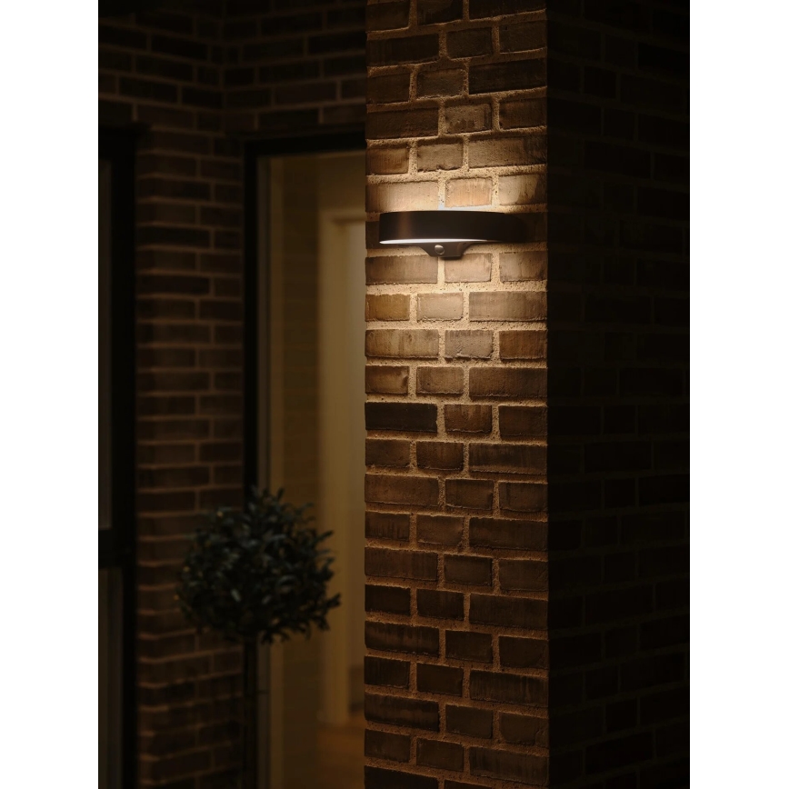 Nordlux - Solarno LED zidno svetlo sa senzorom MONAY, LED/5W/5V, 3000K, IP44, 2000 mAh, crno
