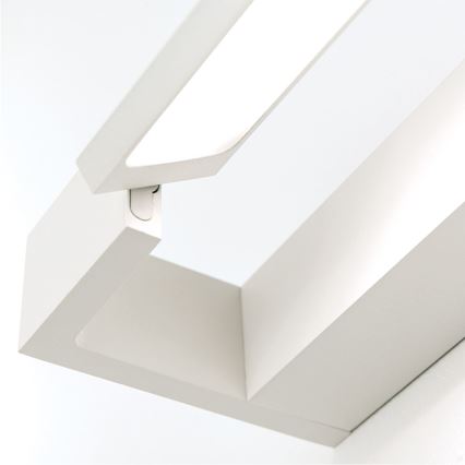 LED kupatilsko osvetljenje za ogledalo MARILYN LED/24W/230V 90 cm IP44 belo