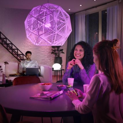 Osnovni komplet Philips Hue WHITE AND COLOR AMBIANCE 3xE27/9W 2000-6500K + uređaj za povezivanje