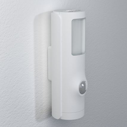 Osram - LED orijentaciono svetlo sa senzorom pokreta i sumraka NIGHTLUX LED/0,35W/3xAAA IP54 bela