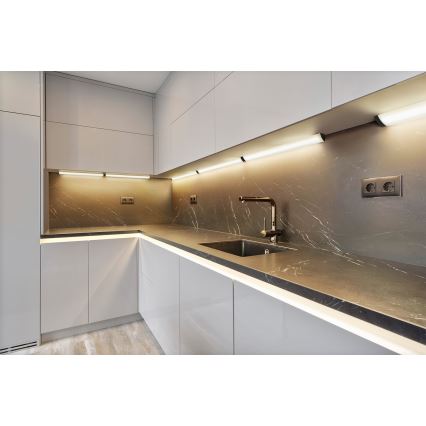 Osram - LED prigušiva svetiljka za ugradnju ispod ormarića sa senzorom pokreta LINEAR ANGLE LED/7,5W/230V 3000/4000/6500K 55 cm crna