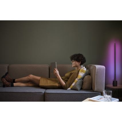 Osram - LED RGBW prigušiva podna lampa SMART+ FLOOR LED/8W/230V 2700-6500K Wi-Fi crna + daljinski upravljač