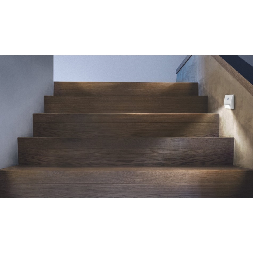 Osram - LED svetlo za stepenište sa senzorom NIGHTLUX LED/0,25W/3xAAA IP54 belo