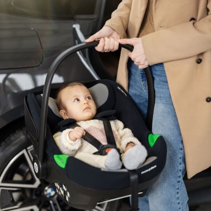 PETITE&MARS - Autosedište CORE PRO i-Size 40-87 cm (0-13 kg)