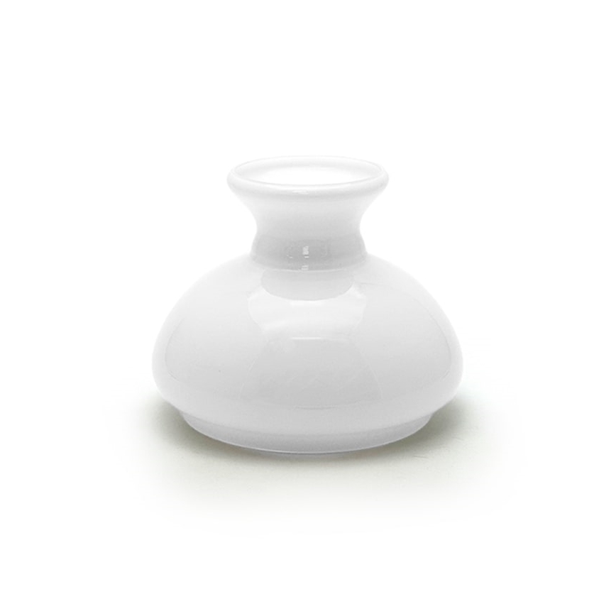 Petrolejska lampa TEREZA 34 cm opalno staklo