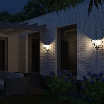 Philips - Spoljna zidna lampa sa senzorom 1xE27/60W IP44