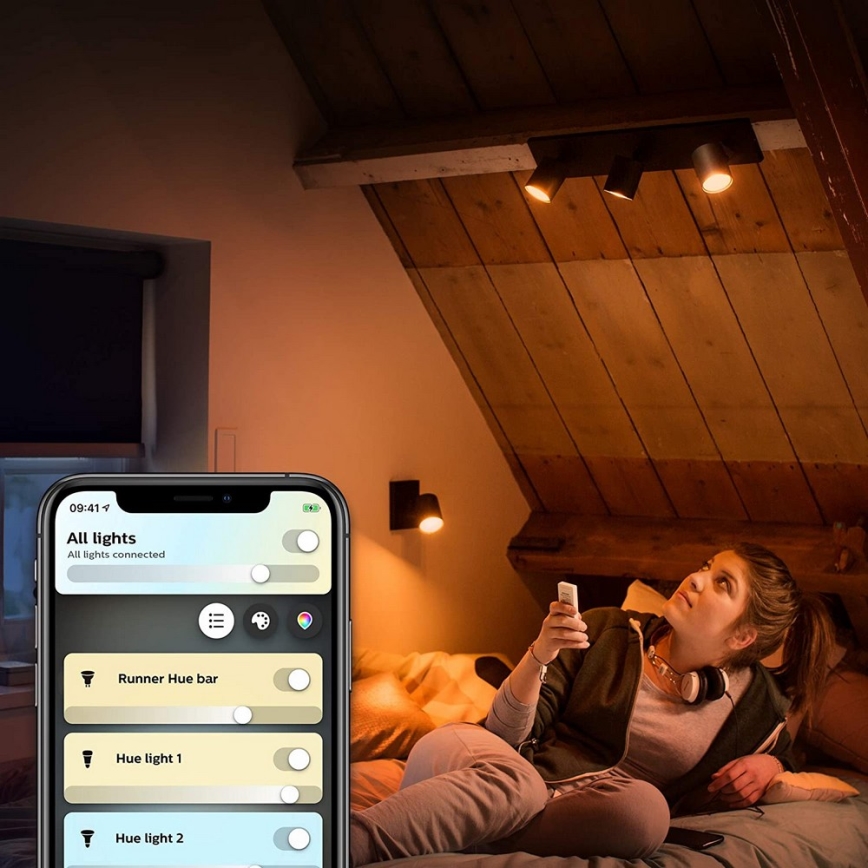 Philips - LED prigušiva spot svetiljka Hue RUNNER 1xGU10/4,2W/230V 2200-6500K crna
