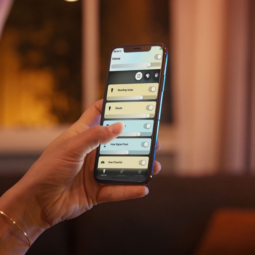 Philips - LED prigušiva reflektorska lampa Hue RUNNER 1xGU10/4,2W/230V 2200-6500K + daljinski upravljač, crna