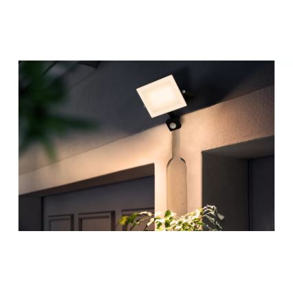 Philips - LED reflektor sa senzorom LOIS LED/30W/230V IP65 3000K