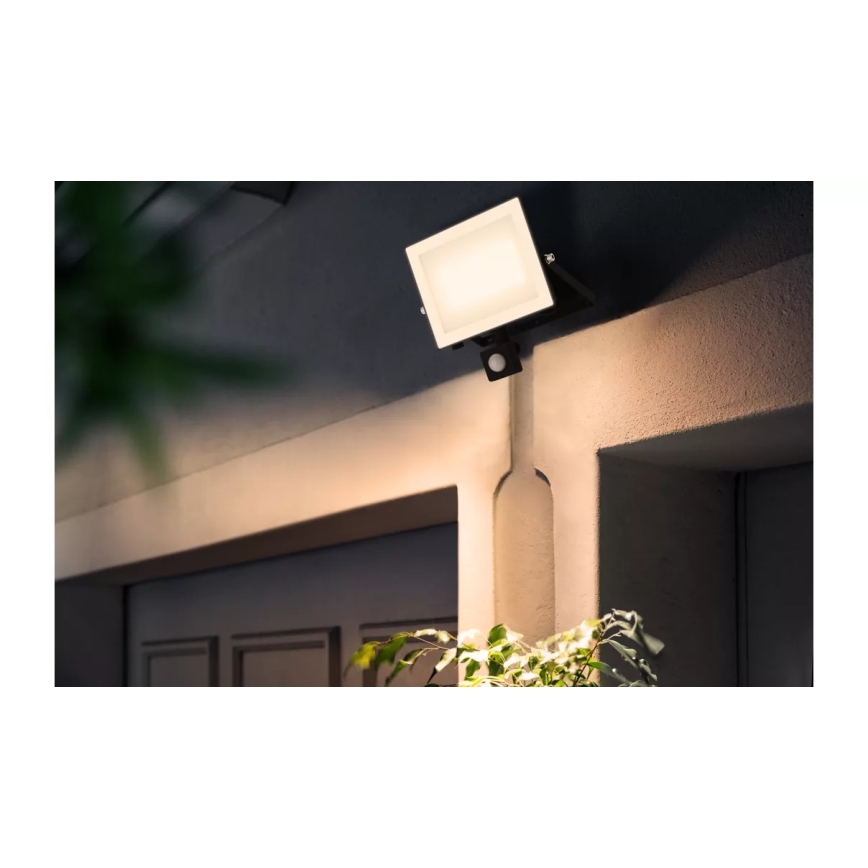 Philips - LED reflektor sa senzorom LOIS LED/50W/230V IP65 3000K