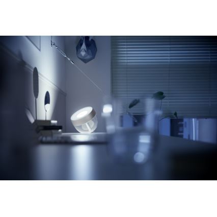 Philips - LED RGB prigušiva stona lampa Hue IRIS LED/8,2W/230V 2000-6500K srebrna