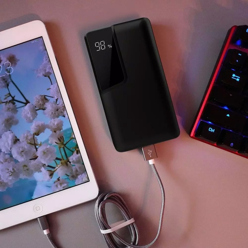 Power Bank sa displejem 10000mAh/3,7V crna