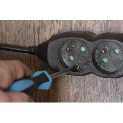 Produžni kabl 3 utičnice 3 m crni