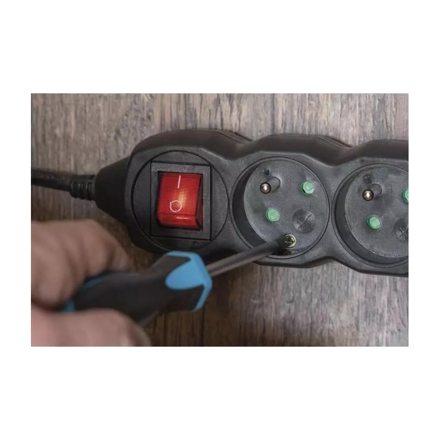 Produžni kabl sa prekidačem, 5 utičnica, 3 m, crni