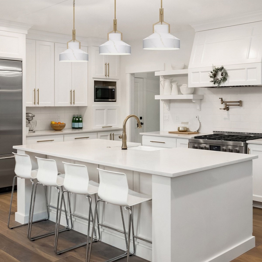 Quoizel - Luster na štapu BRECKEN 2xE27/60W/230V zlatan/mramorni dekor