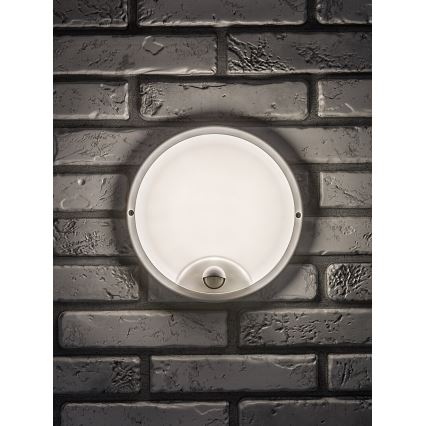 Rabalux - LED spoljašnje zidno svetlo sa senzorom LED/18W/230V IP65 belo