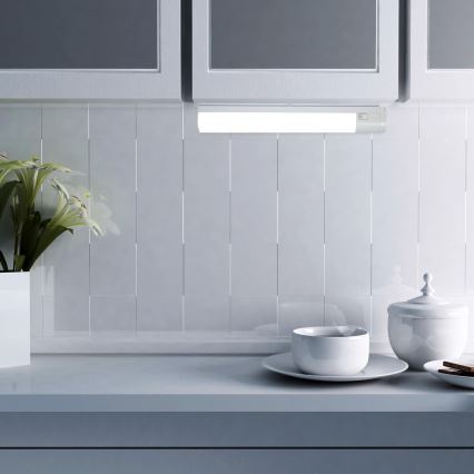 Rabalux - LED svetlo za ugradnju ispod ormarića sa utičnicom LED/17W/230V 4000K IP44 belo 57 cm