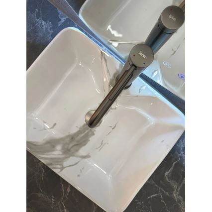 REA-U5052 - Umivaonik na ploču KELLY 38x49 cm, keramički, beo, dekor mermera