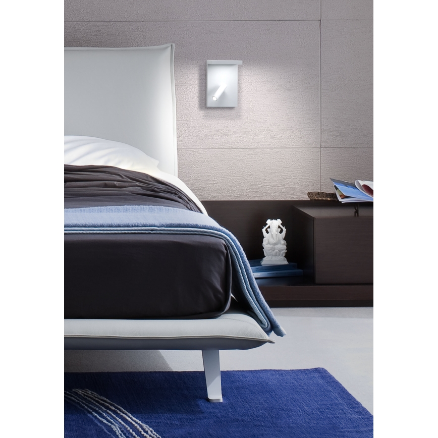 Redo 01-1499 - LED zidno reflektorsko svetlo AGOS LED/6W/230V + LED/3,2W USB bela