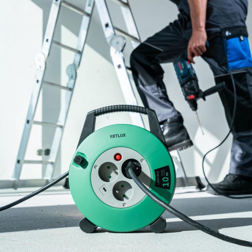 Retlux - Produžni kabl na kolutu 3 utičnice, Tip E, 10 m, zelena/crna