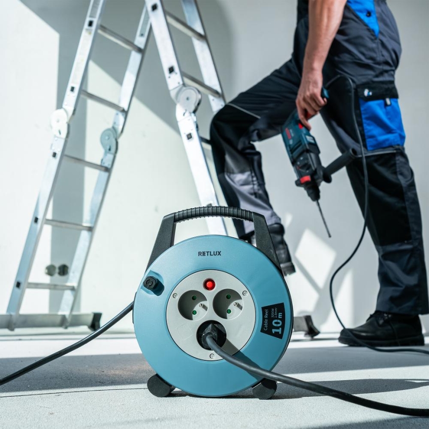 Retlux - Produžni kabl na kolutu sa 3 utičnice, tip E, 10 m, boje plave i crne