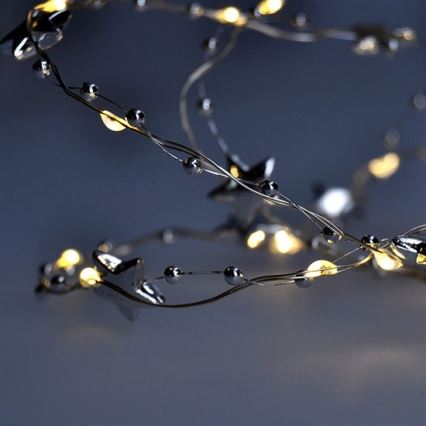 LED Božićne lampice 1 m 20xLED/2xAA