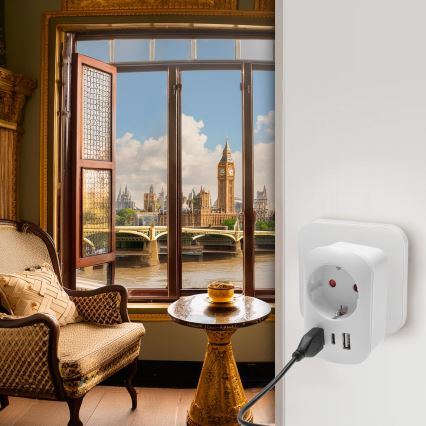 Putni adapter za UK 230V 2x USB-A + 1x USB-C