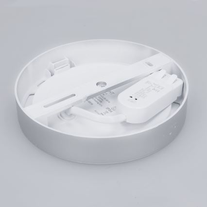 LED nadgradni/ugradni panel 2u1 LED/12W/230V 3000/4000/6000K prečnik 17 cm IP54 srebrni