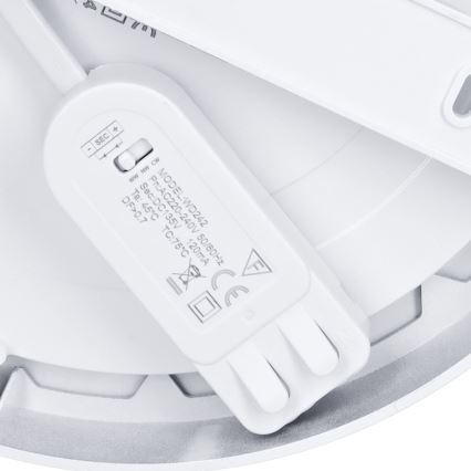 LED površinski/ugradni panel 2 u 1 18W/230V 3000/4000/6000K prečnik 22,5 cm IP54 srebran