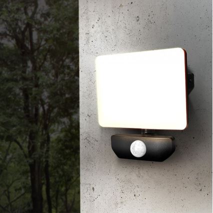 LED spoljašnji reflektor sa senzorom LED/20W/230V 4000K IP44