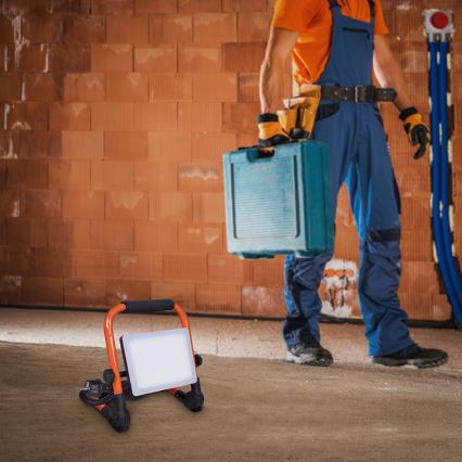 LED reflektor sa stativom LED/30W/230V 4000K IP65