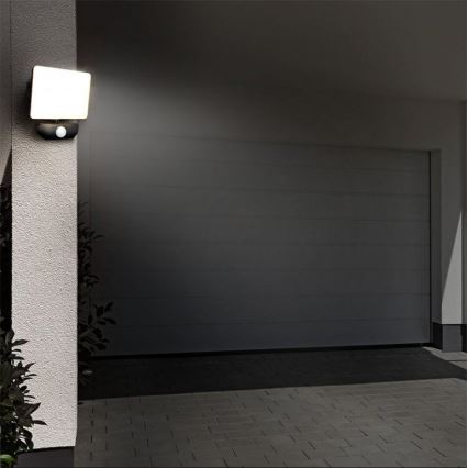 LED spoljašnji reflektor sa senzorom LED/30W/230V 4000K IP44