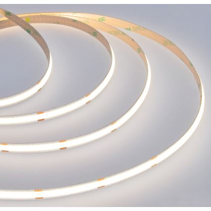 LED traka LED/8W/m/230V 4000K 5m