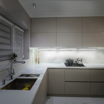 LED svetlo za ispod ormarića LED/4W/230V 4100K 28 cm