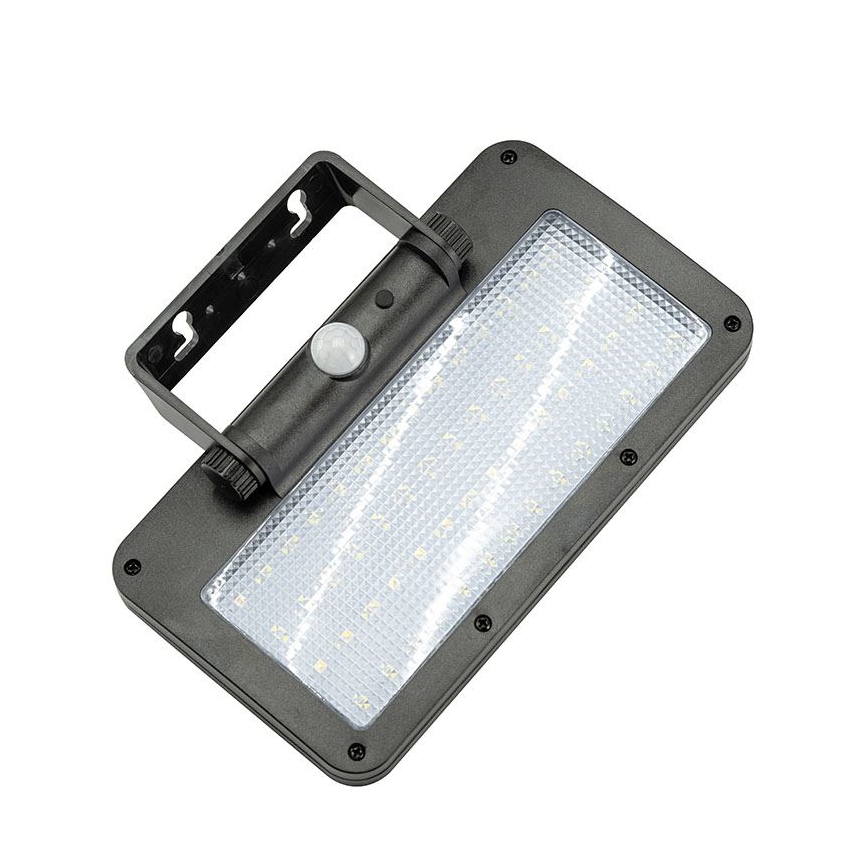 LED solarni reflektor sa senzorom — 5W / 3,7V / 1500 mAh / IP54