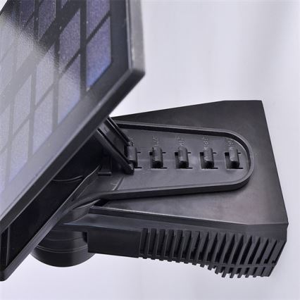 LED solarni reflektor sa senzorom 2000mAh LED/8W/3,7V IP44