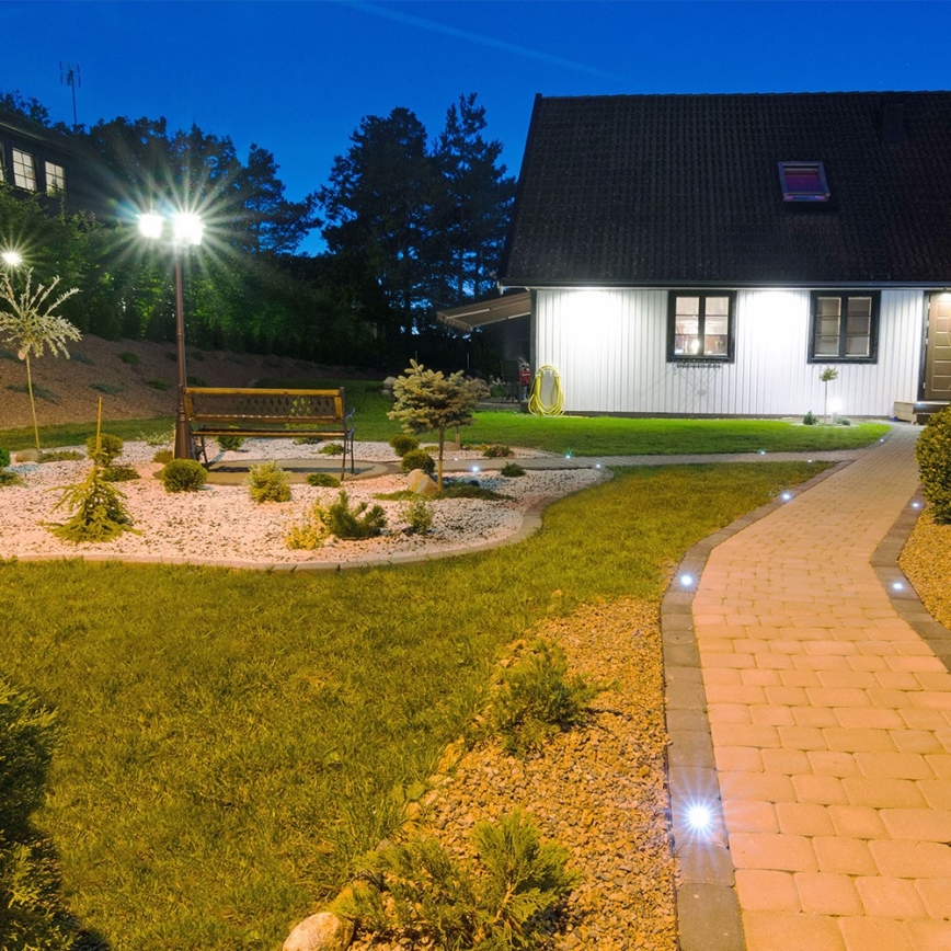 Spoljašnja lampa 2xE27/60W/230V IP44 232 cm crna