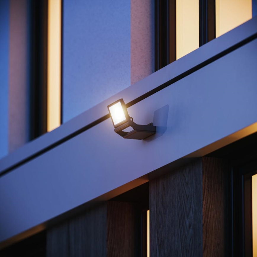 Steinel 069513 - LED reflektor XLED PRO ONE, 17,7 W, 230 V, 3000 K, IP44, antracit