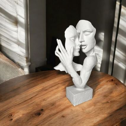 Stona dekoracija 29x9x17 cm, izrađena od smole, bela