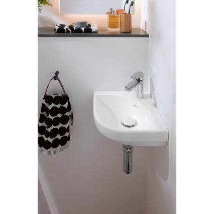 Villeroy & Boch 43714601 - Ugaoni viseći umivaonik SUBWAY 3.0 32x32 cm keramika/bela