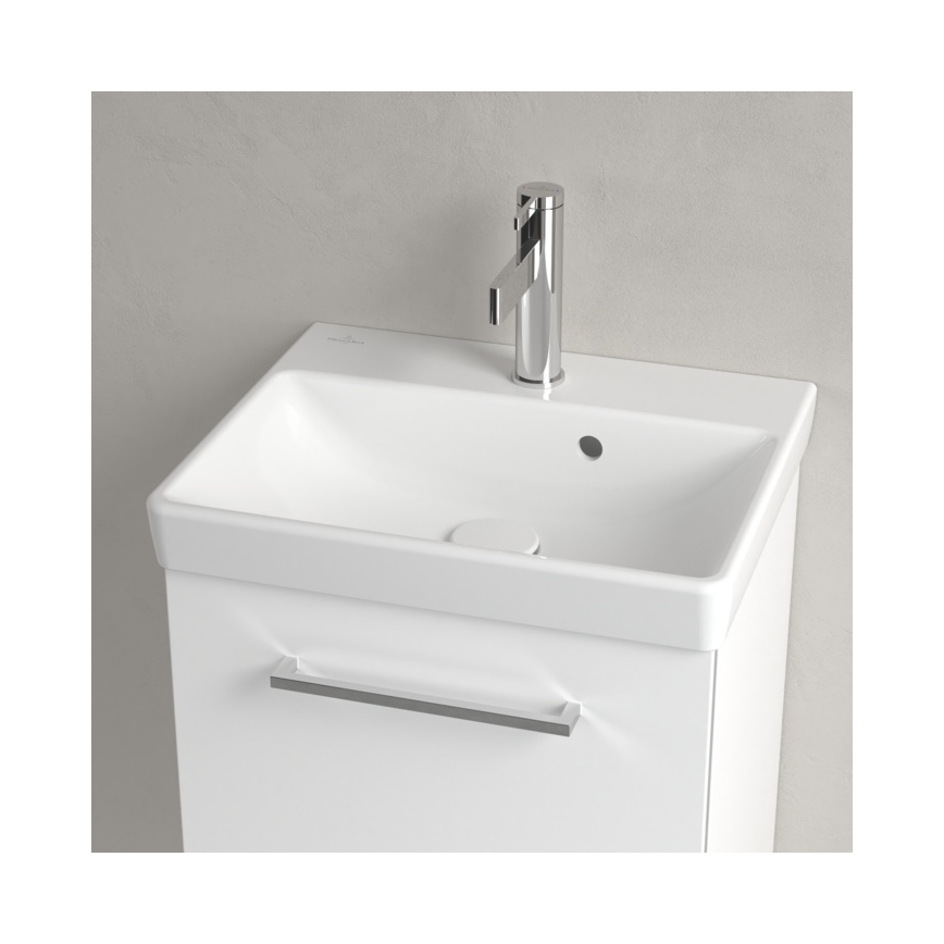 Villeroy & Boch 73584501 - Viseći umivaonik AVENTO 45x37 cm keramika/bela