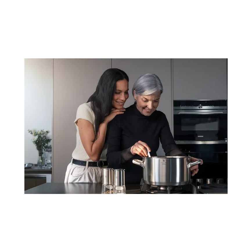 WMF - Lonac sa poklopcem GOURMET PLUS prečnika 24 cm