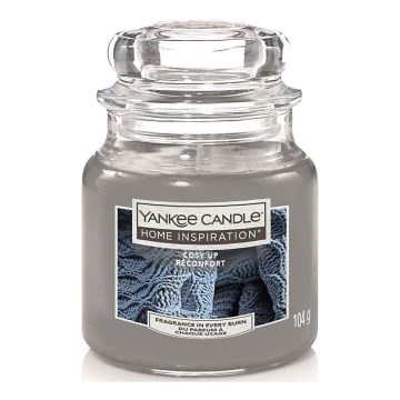 Yankee Candle - Mirisna sveća COSY UP mala 104g 20-30 sati.
